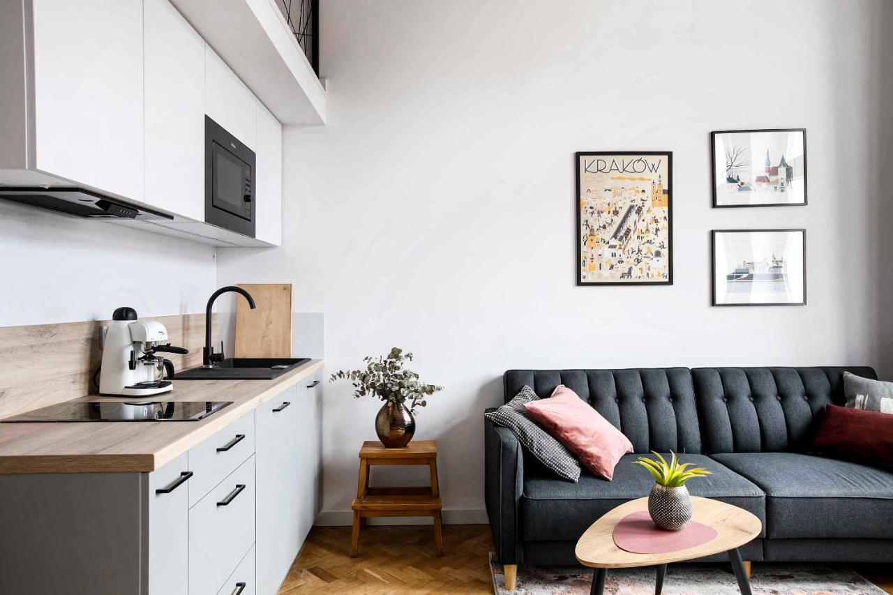Charming Studio With Kitchen - Old Town, Main Station คราคูฟ ภายนอก รูปภาพ