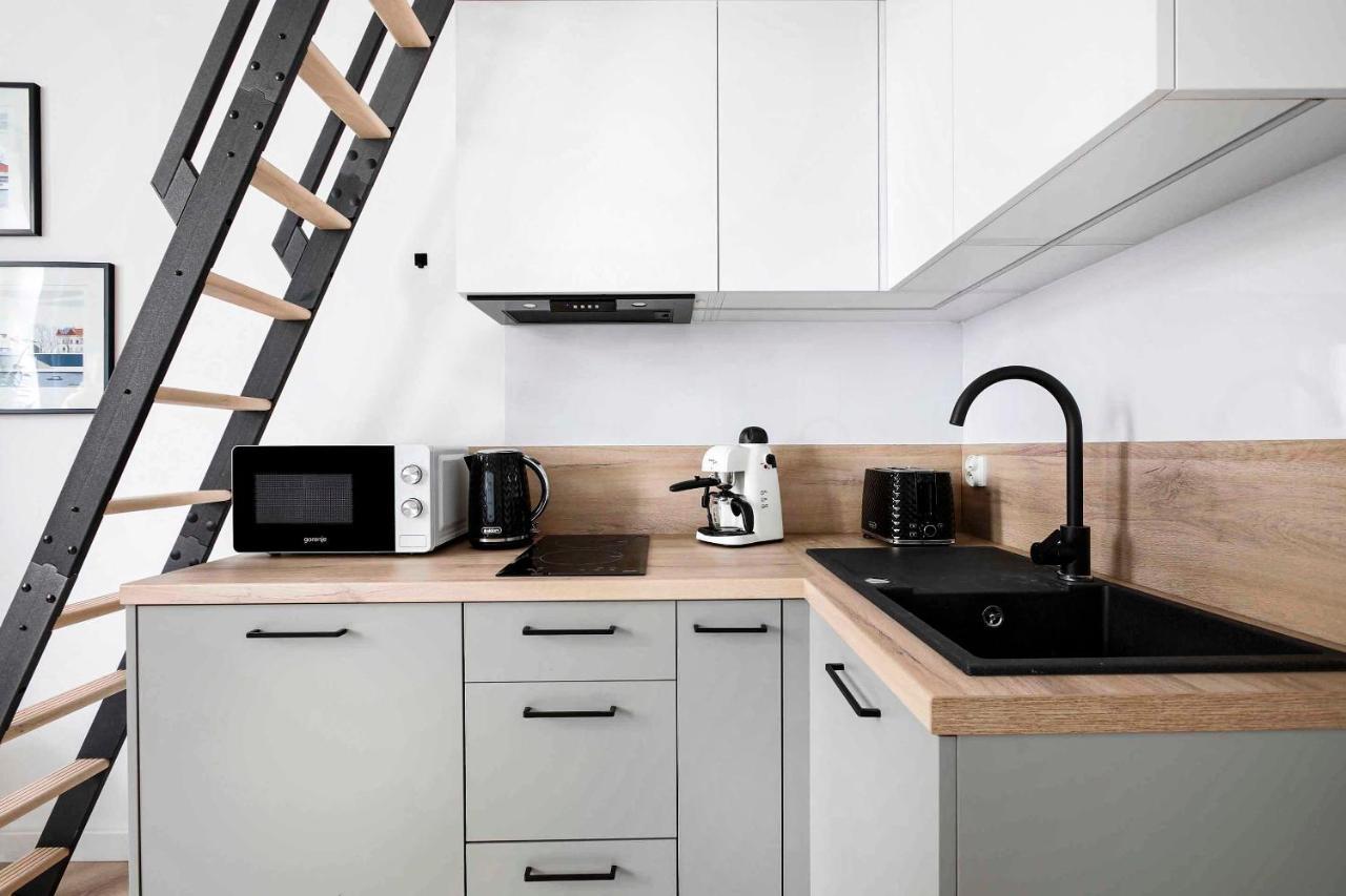 Charming Studio With Kitchen - Old Town, Main Station คราคูฟ ภายนอก รูปภาพ
