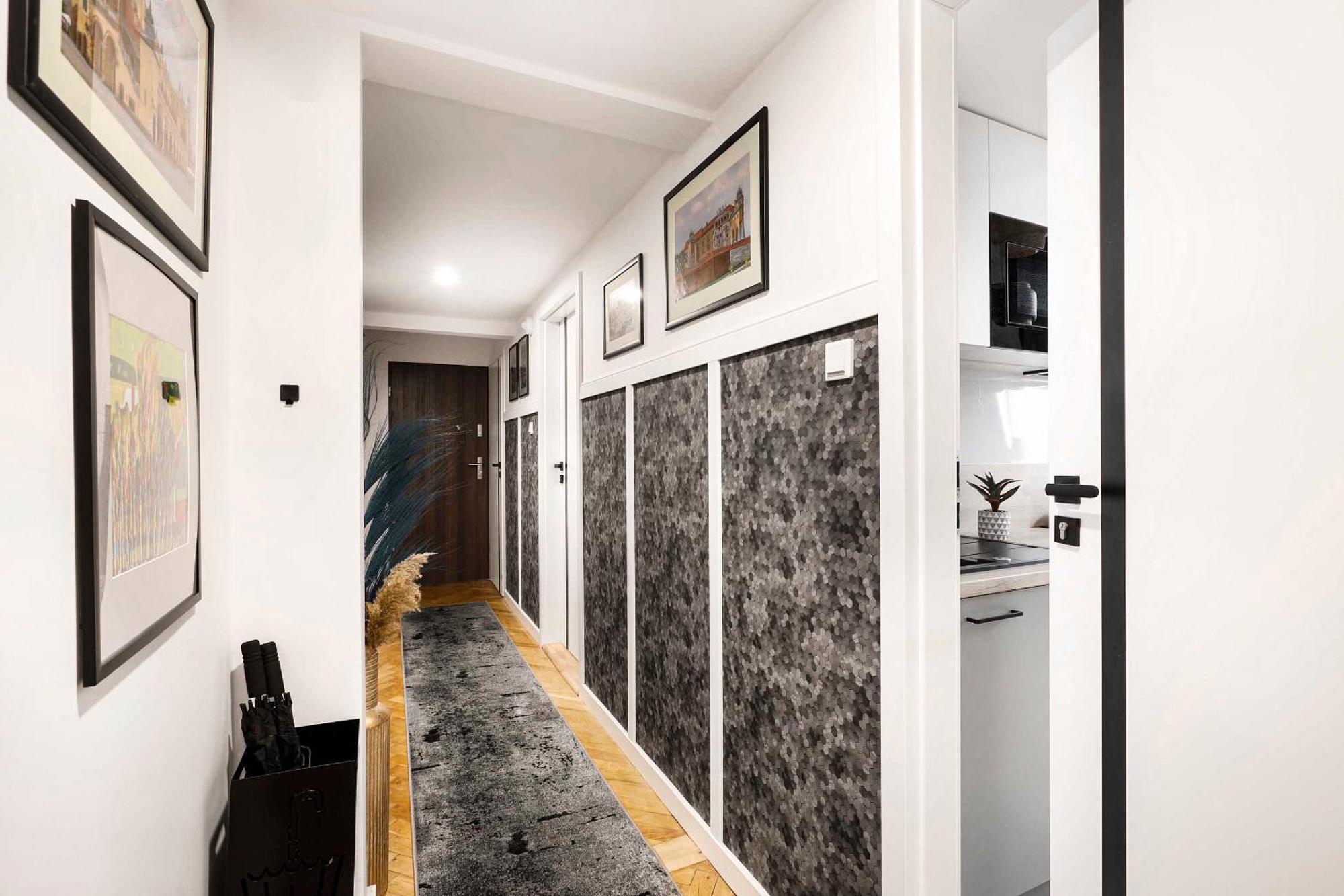 Charming Studio With Kitchen - Old Town, Main Station คราคูฟ ภายนอก รูปภาพ